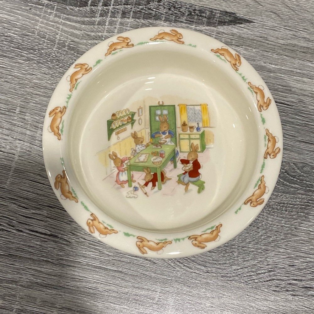 Royal Doulton | Bunnykins: Baking Scene - Collectable Bone China Cereal Bowl
